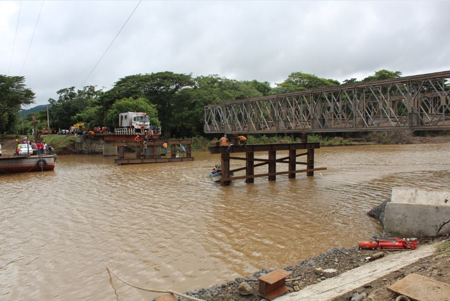 Casi listo está el puente provisional sobre el río Sapoá, en Rivas