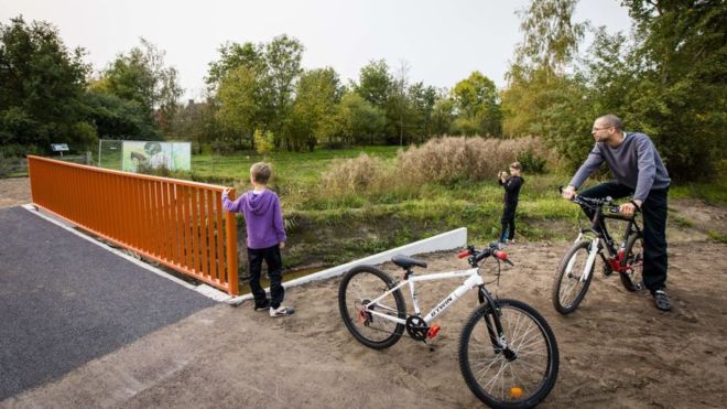 El primer puente para vehículos hecho con una impresora 3D y que resiste hasta 5 toneladas
