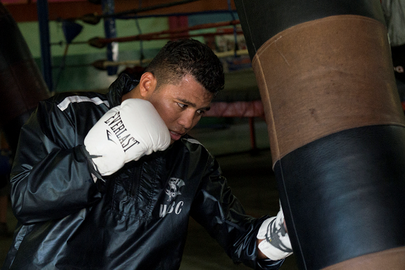 Román González analiza como nunca antes su derrota: “No sentía mis piernas”