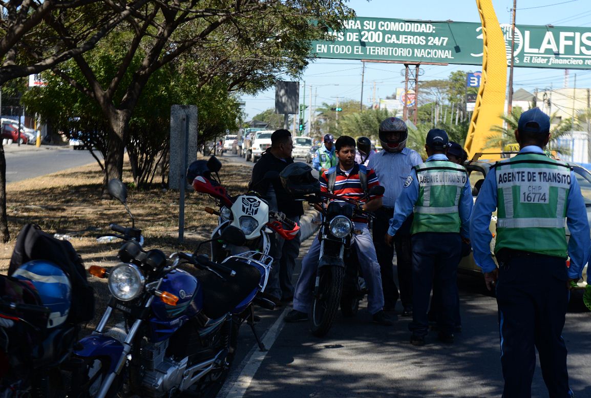 Continúa intensa jornada de multas de tránsito en pistas de Nicaragua