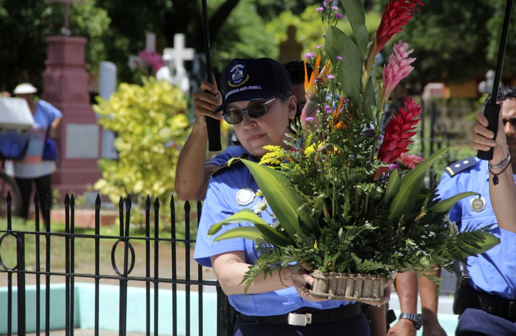 Aminta Granera, la jefa decorativa de la Policía Nacional