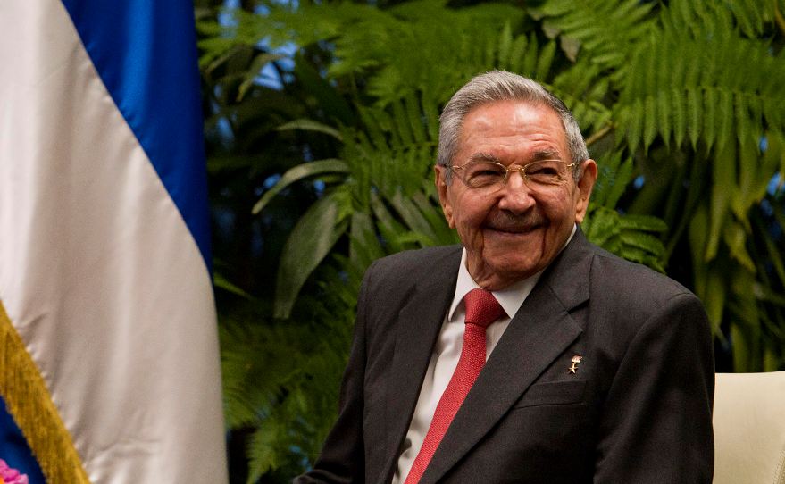 Raúl Castro no abandonará la presidencia de Cuba en febrero, como estaba previsto