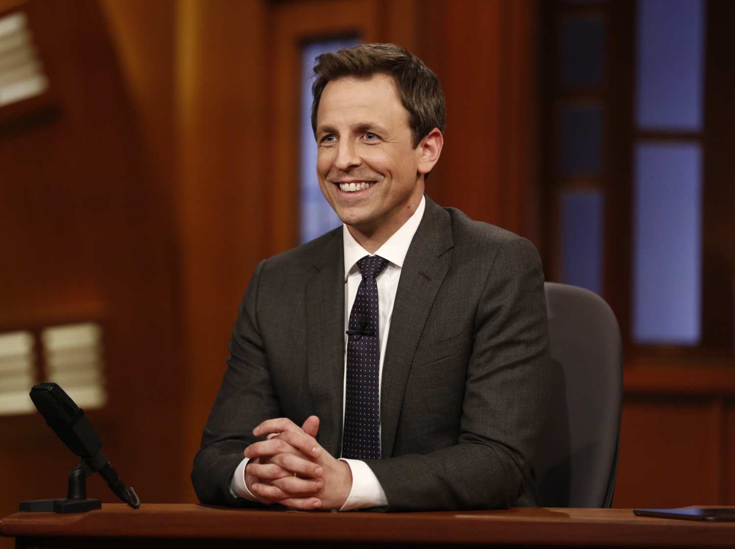 Seth Meyers, anfitrión de los Globos de Oro, listo para la celebración