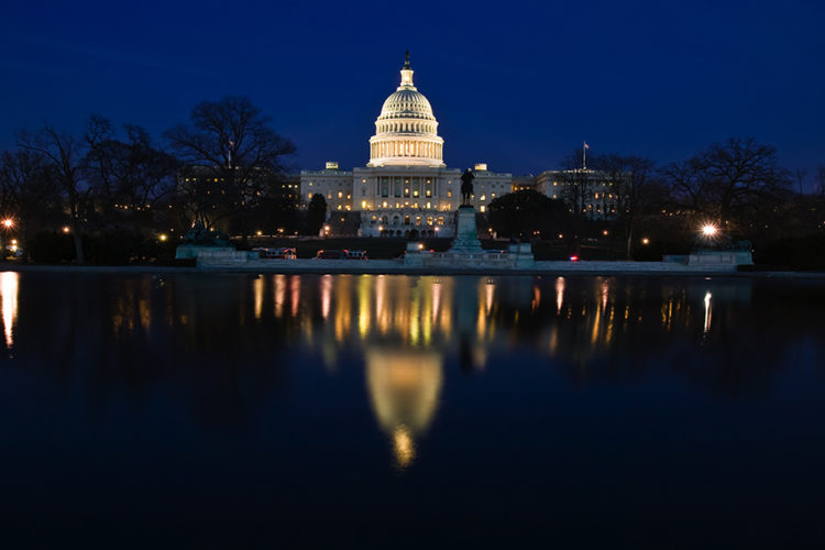 Warren Buffett ganó 29,000 millones de dólares por la reforma fiscal en EEUU