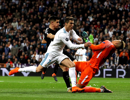 Despierta el gigante, el Real Madrid remonta con doblete de Cristiano Ronaldo