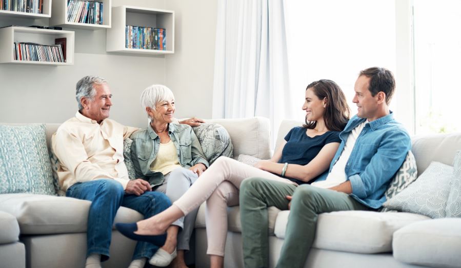 Seis consejos para llevarte bien con la familia de tu pareja