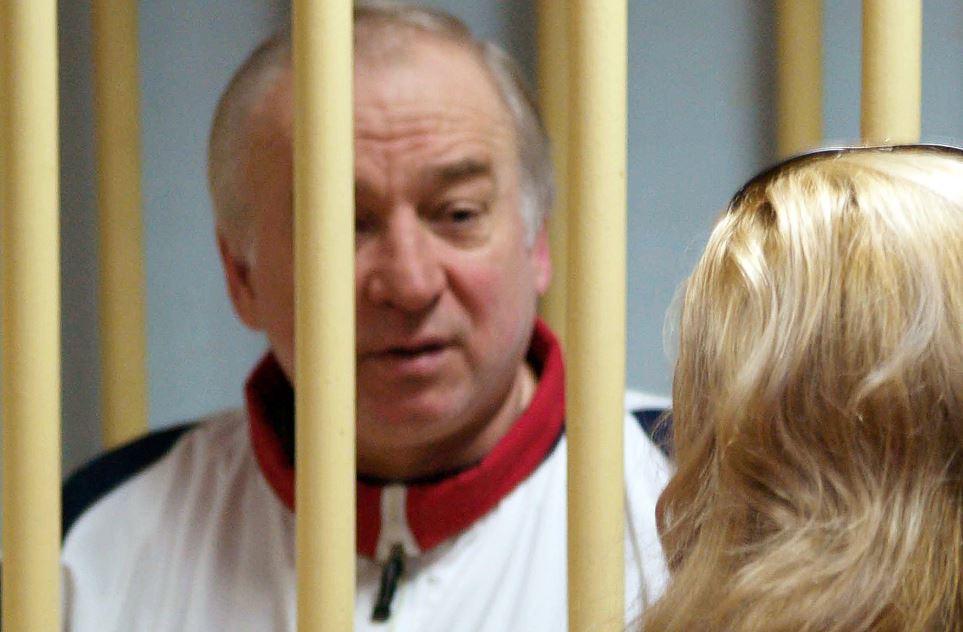 EE.UU. expulsa a 60 funcionarios rusos por el envenenamiento de un exespía en Londres