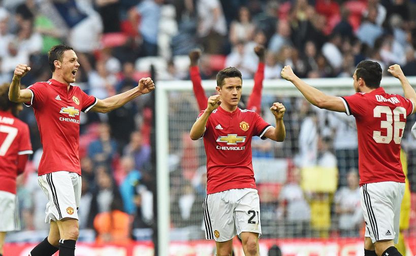 Ander Herrera rescata al United y logra el billete para la final de Copa