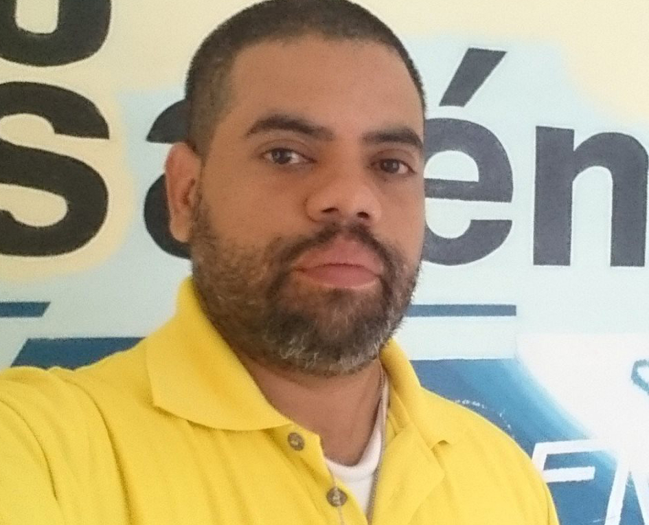 Angel Gahona, Bluefields