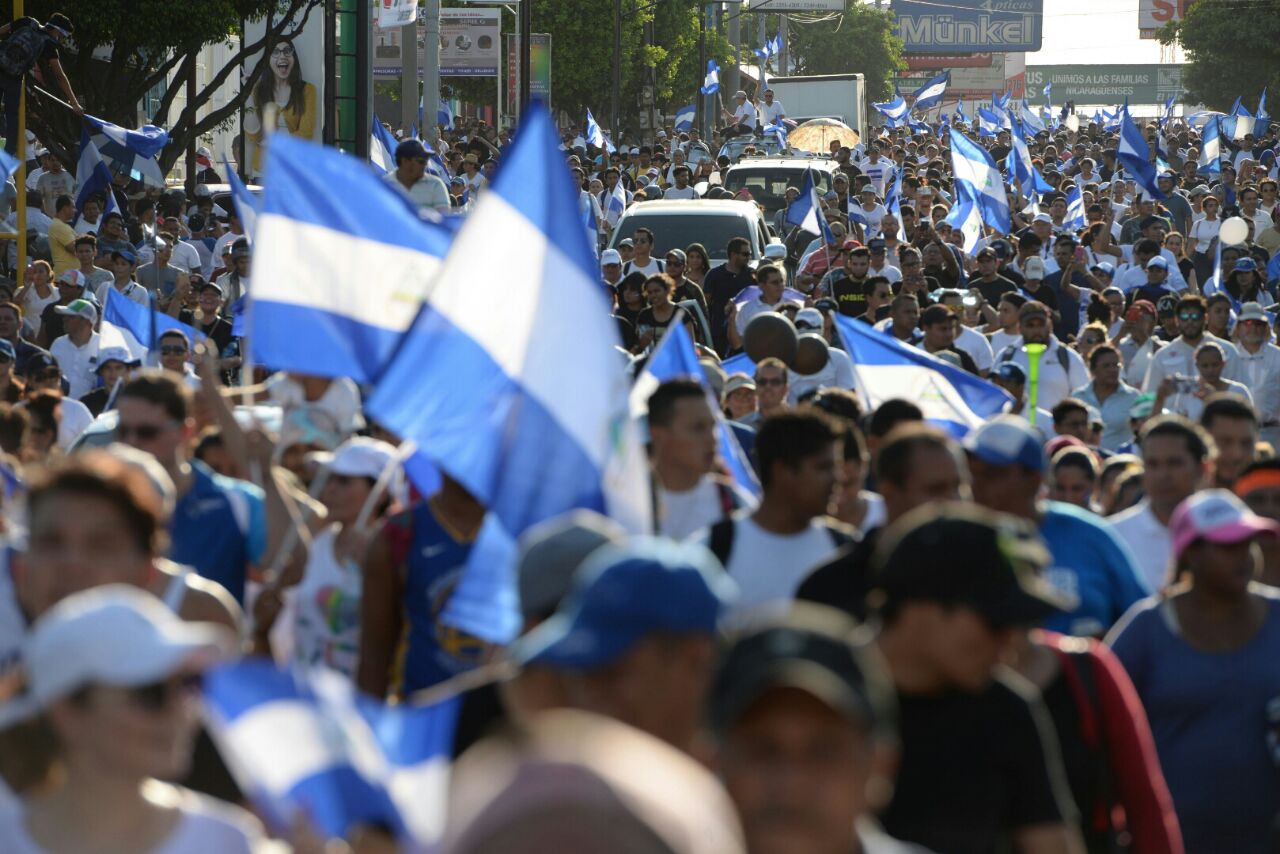Desatan persecución policial y laboral a estudiantes y empleados públicos que participaron en protestas