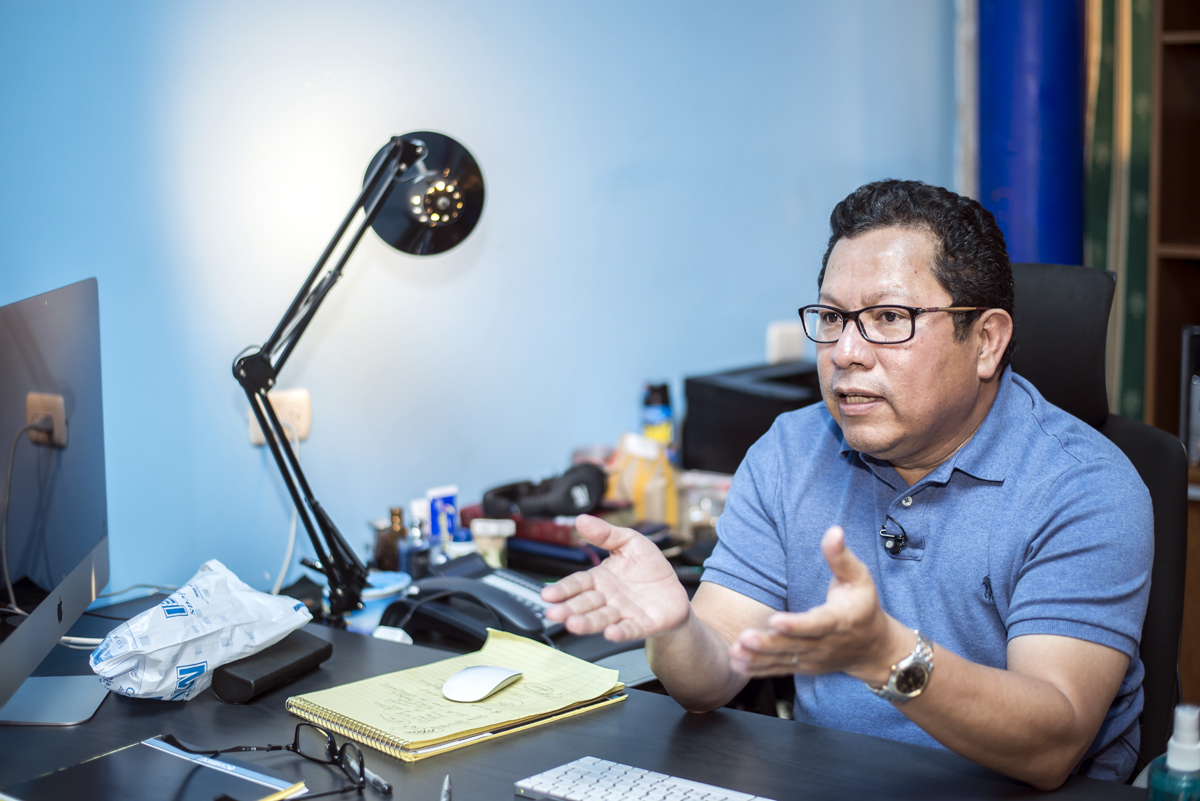 Miguel Mora, periodista y propietario de 100% Noticias. LA PRENSA / Óscar Navarrete.