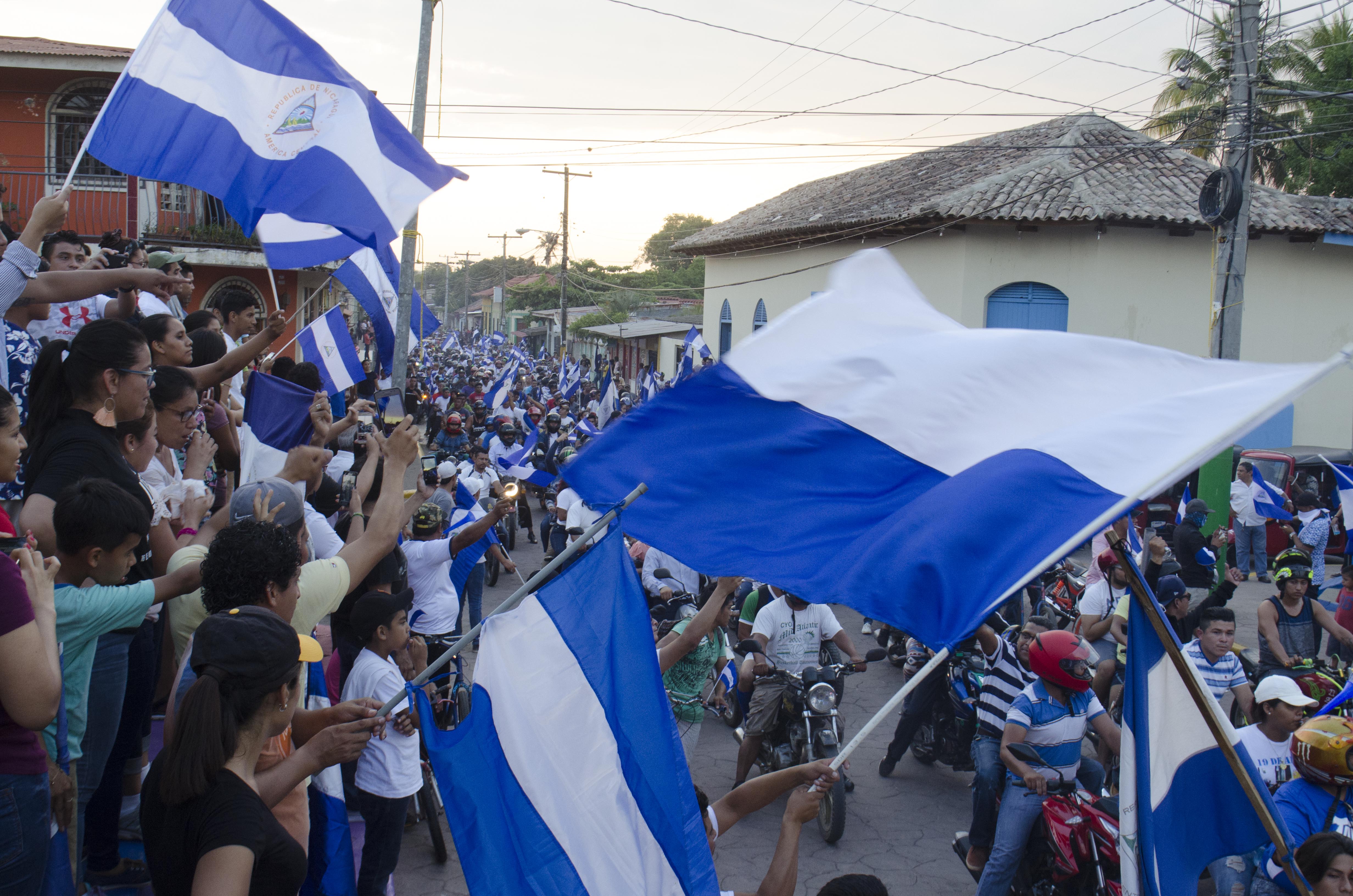 Ciudadanos autoconvocados realizan una marcha pacífica en Niquinohomo