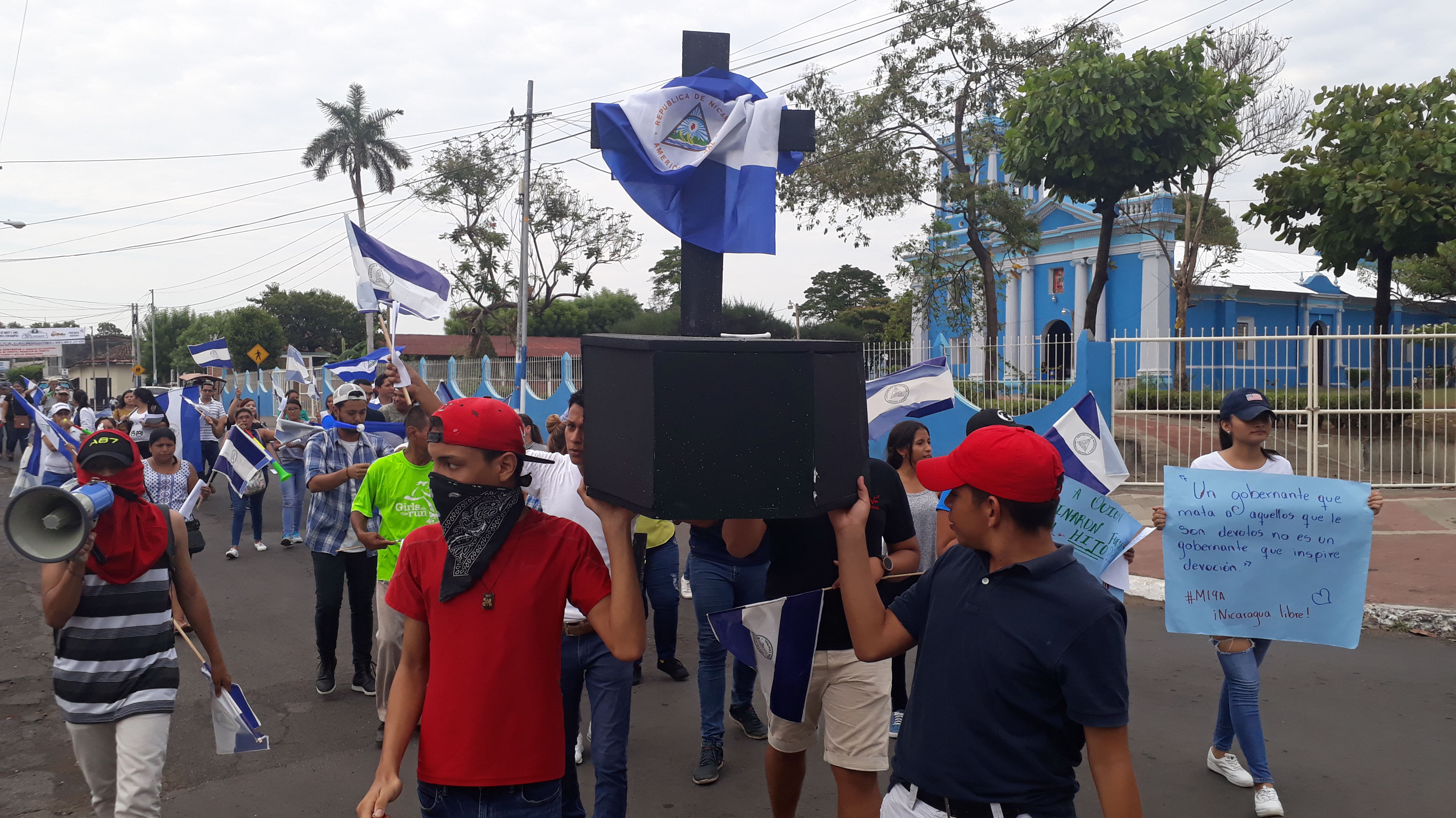 Los autoconvocados marchan en Chinandega y piden justicia por los caídos