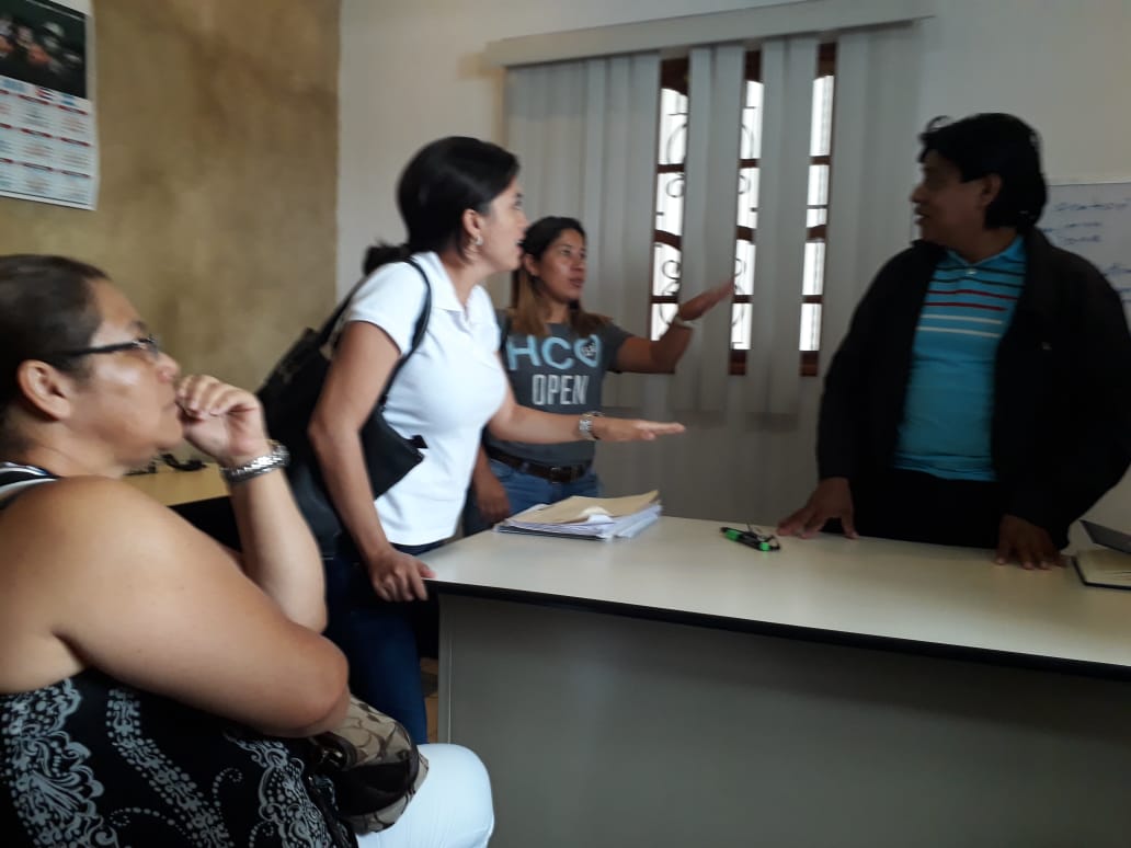 Familiares de los asesinados en Estelí viajaron a Managua a demandar justicia en la Fiscalía