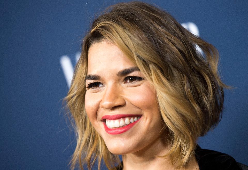 Actriz America Ferrera anuncia el nacimiento de su primer hijo