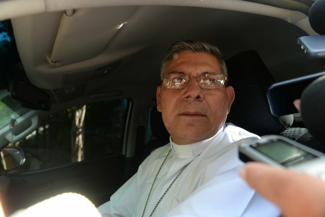 Obispo Carlos Herrera critica papel de Policía por no proteger a manifestantes