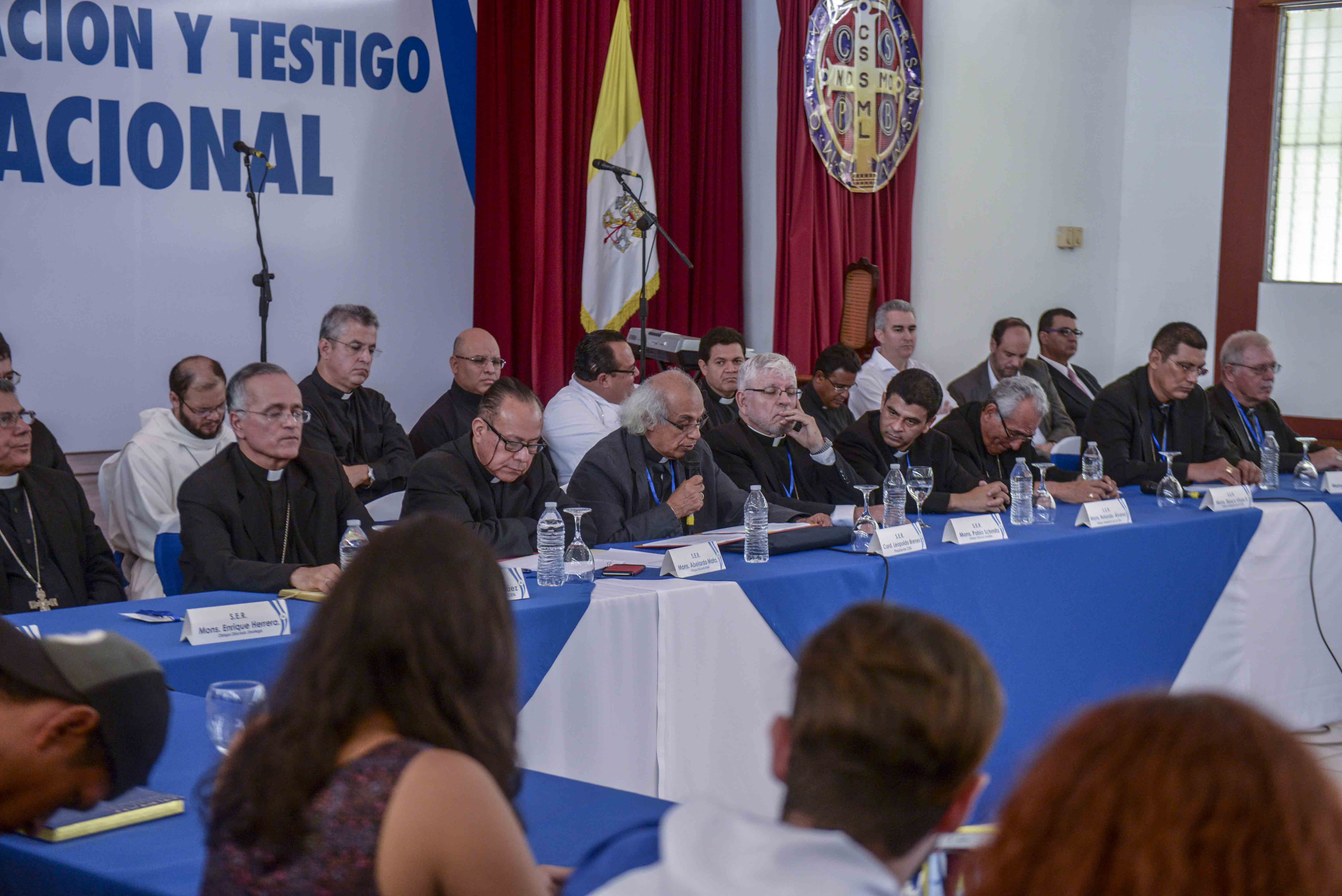 Diálogo Nacional, obispos emplazan, Daniel Ortega, mediadores, represión, protesta
