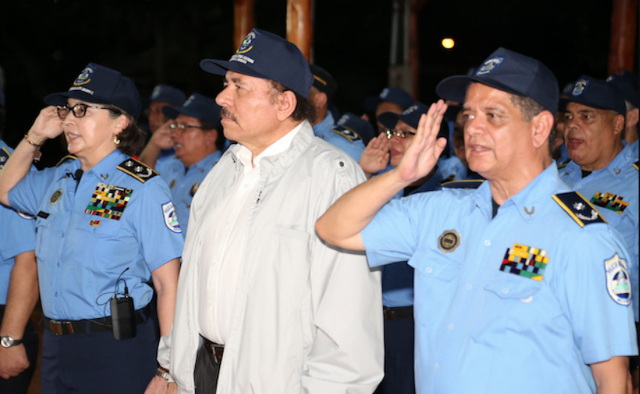 Daniel Ortega nombra a su consuegro Francisco Díaz como Director General de la Policía Nacional