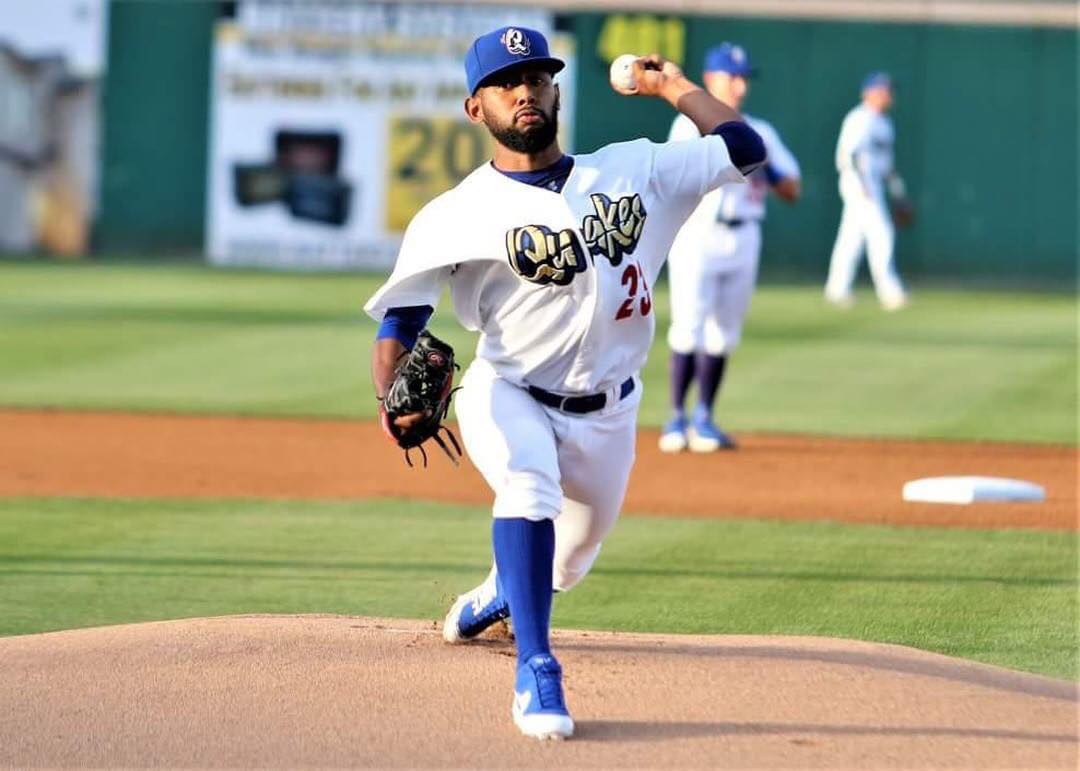 Leonardo Crawford es el líder en efectividad de la Liga de California