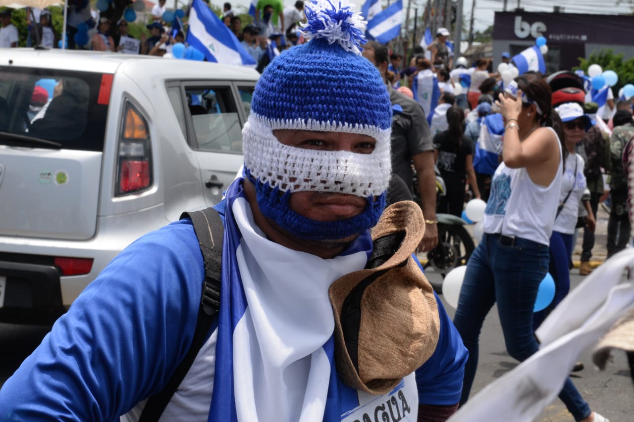 Los autoconvocados optan por proteger sus identidades ante la cacería de manifestantes que ha desatado la Policía orteguista. LA PRENSA/ MANUEL ESQUIVEL