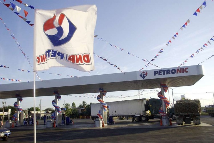 Crisis sociopolítica y altos precios botan el consumo de combustibles en Nicaragua