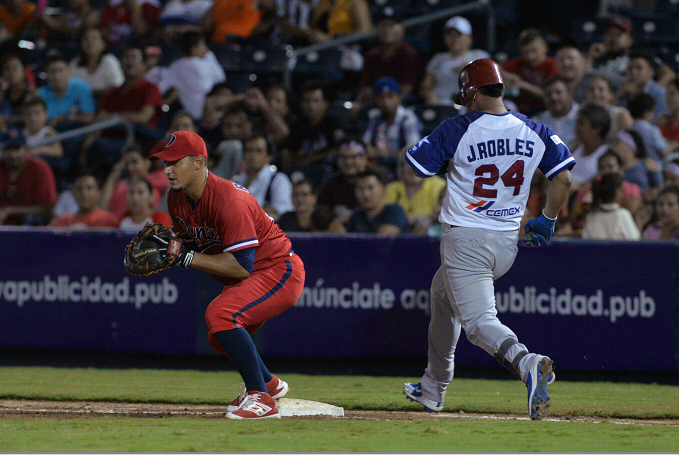 Dantos derrotan al Bóer 2-1 y se colocan a un triunfo del campeonato