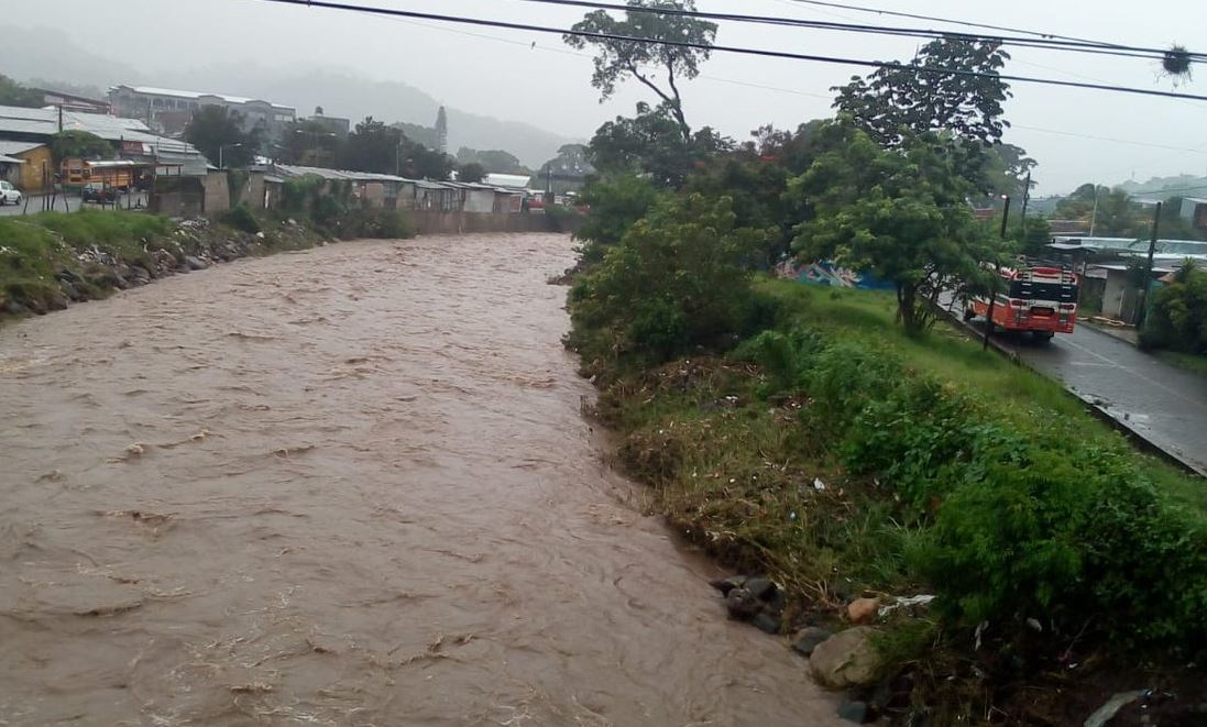 Suspenden clases y el servicio de agua potable por lluvias en Matagalpa
