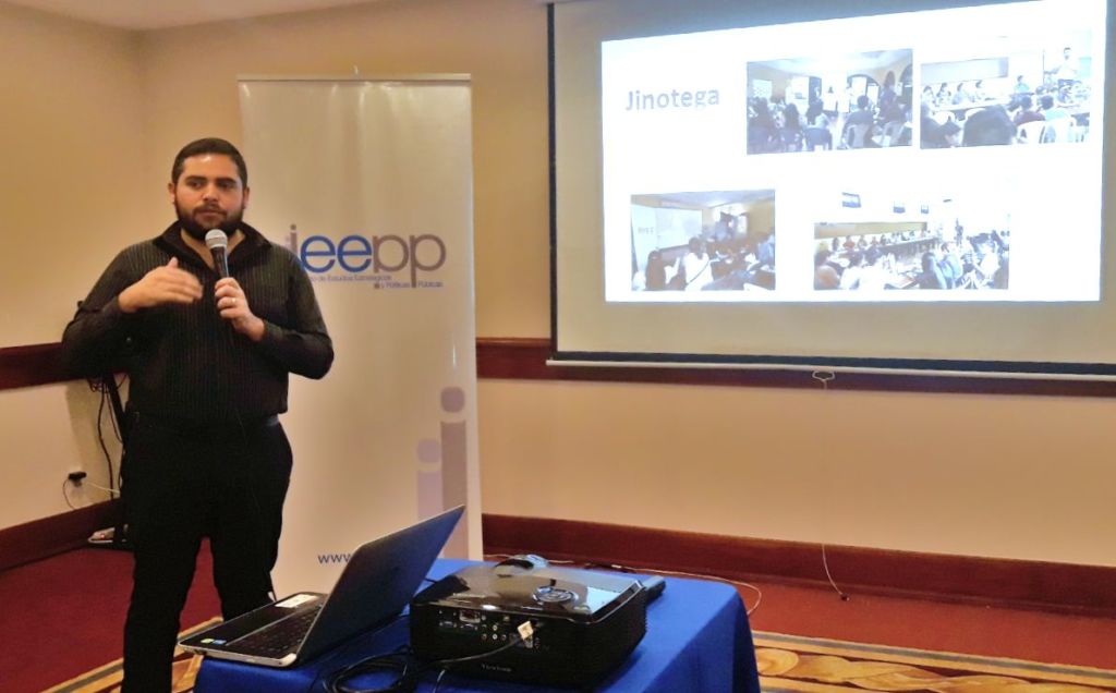 El investigador del Instituto de Estudios Estratégicos y Políticas Públicas (Ieepp), Augusto Will, advierte sobre un incremento en la trata de personas. LA PRENSA/ IVETTE MUNGUÍA