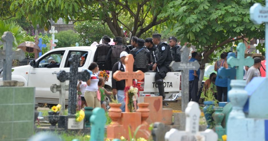 Cacería policial en Día de los Difuntos