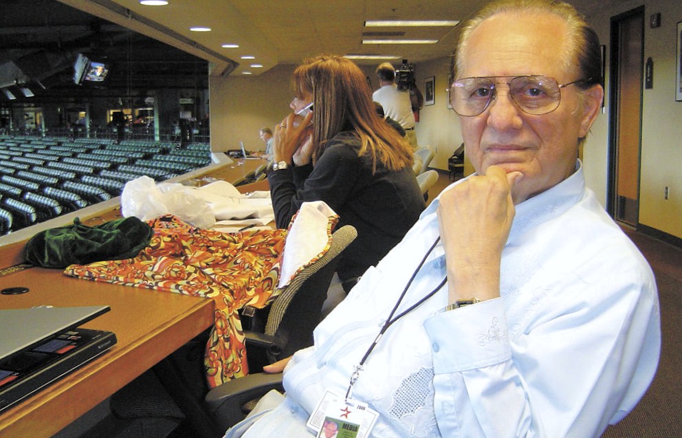 El nicaragüense René “El Chelito” Cárdenas, es una leyenda viviente de las narraciones deportivas. LA PRENSA/ EDGARD RODRÍGUEZ