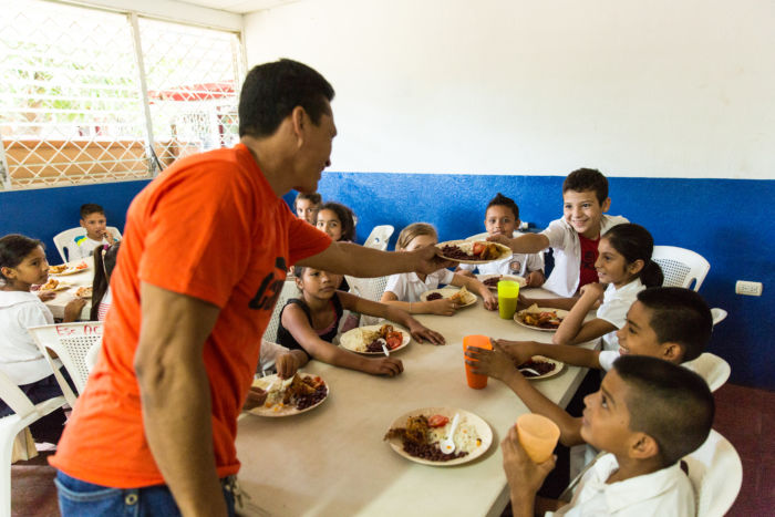 Una década de alianza entre CARE y Cargill ha beneficiado a más 125 mil centroamericanos