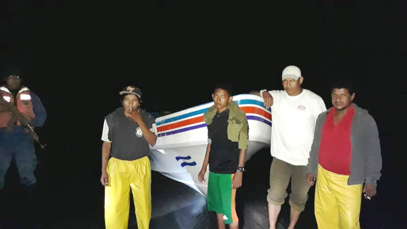 Detienen a cuatro hombres pescando ilegalmente en el Golfo de Fonseca