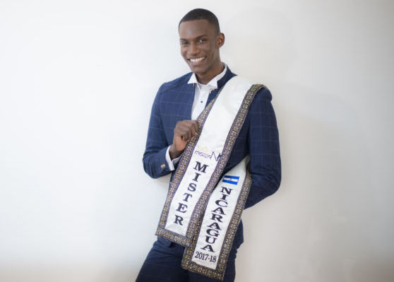 Naykel Niño: «Me encanta el look clásico y verme diferente a los demás»