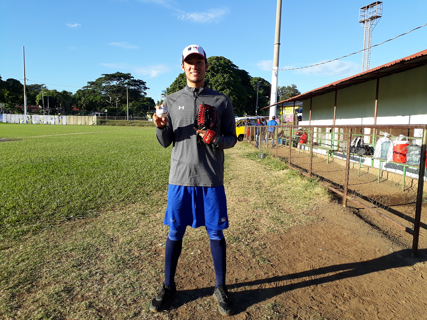 Nicaragüense Lesther Medrano ya entrenó con la Preselección Sub-18