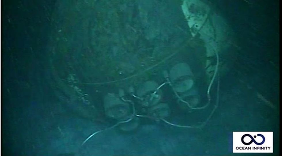 ARA San Juan: las primeras imágenes del submarino a 907 metros de profundidad