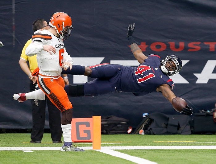 Texans aumentan racha ganadora a costa de los Browns