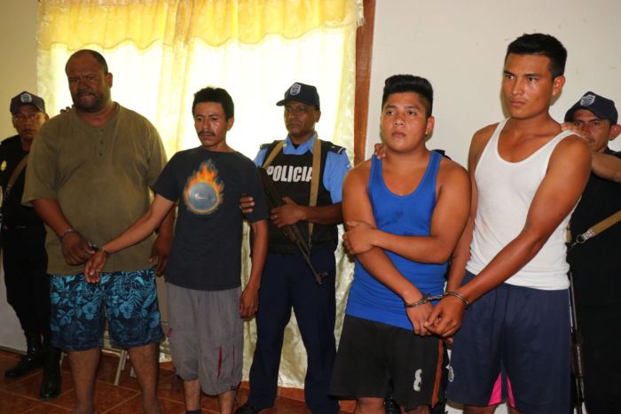 Policía Orteguista captura a miembros de la banda que secuestró un bus y asaltó a los pasajeros en Siuna