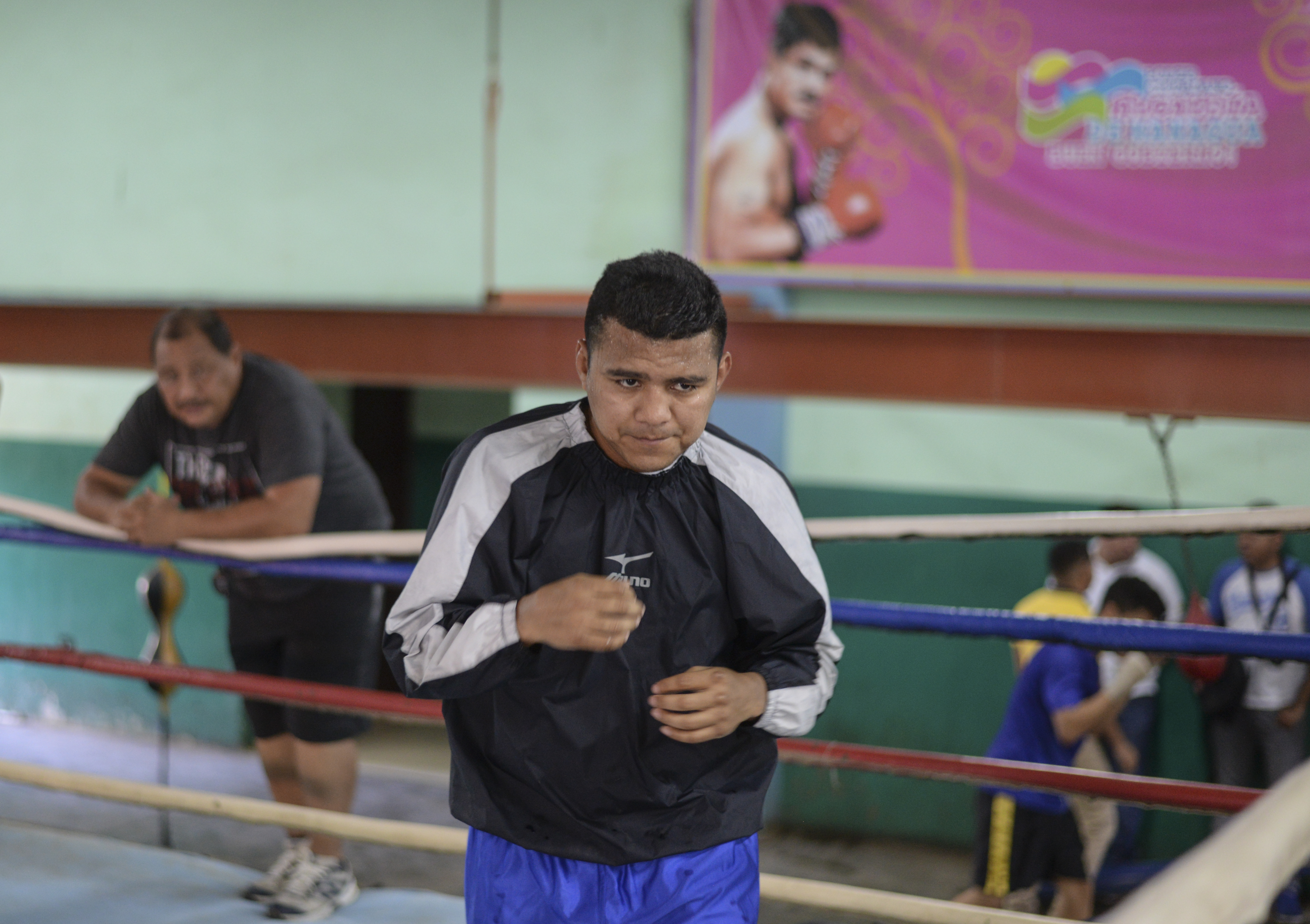Román González recapacita y tiene como objetivo a Khalid Yafai