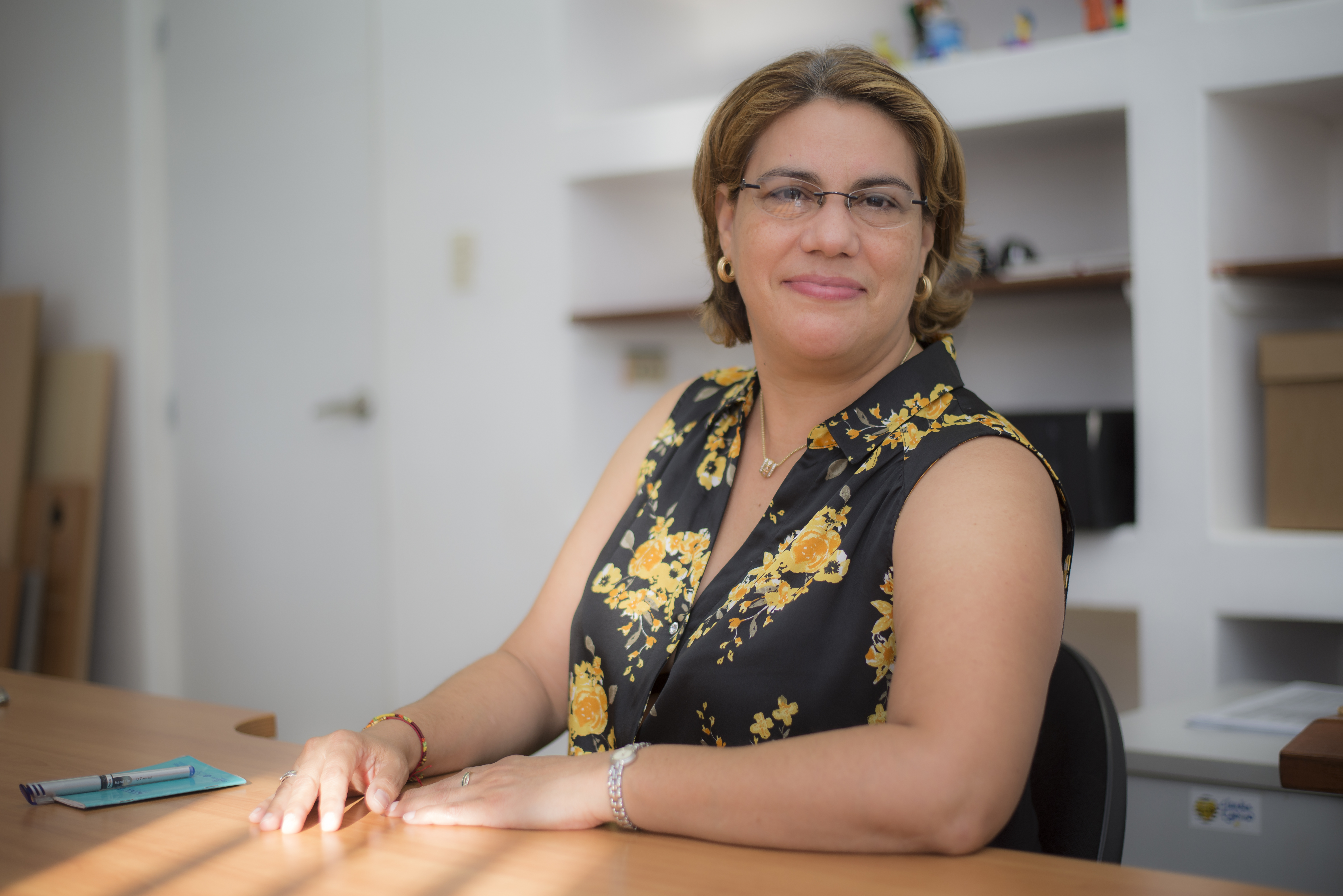 Experta en seguridad Elvira Cuadra afirma que la posición del jefe del Ejército sobre grupos armados es «desafortunada»