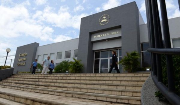 Urgen cambios en el Consejo Supremo Electoral
