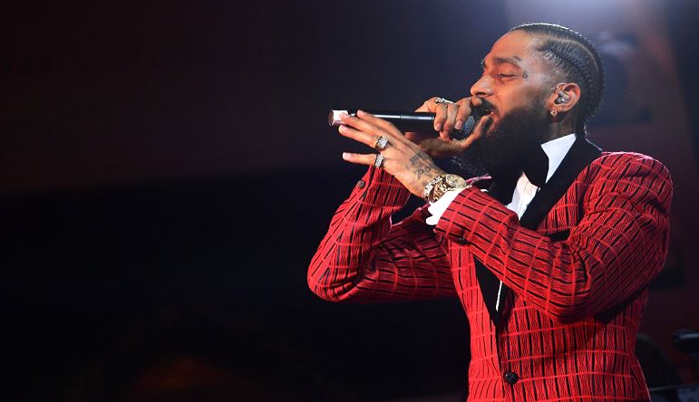 Sospechoso de asesinar a Nipsey Hussle se declara no culpable