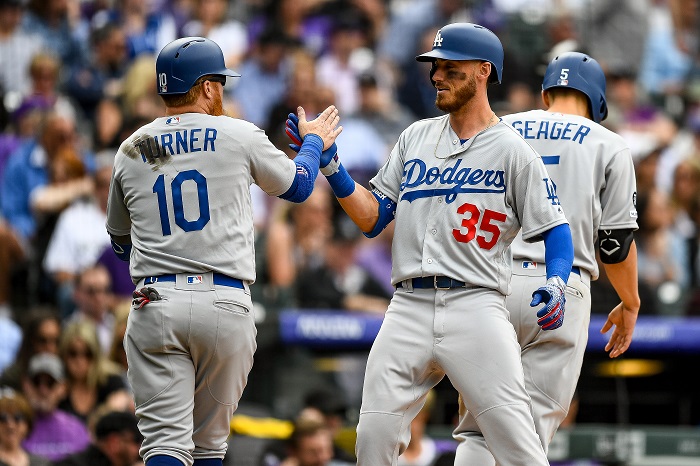 Cody Bellinger y Dodgers siguen mejorando récords de jonrones