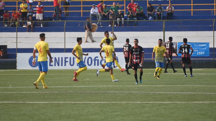 UNAN más viva que nunca: sorprende al Ferretti y se aferra a la permanencia