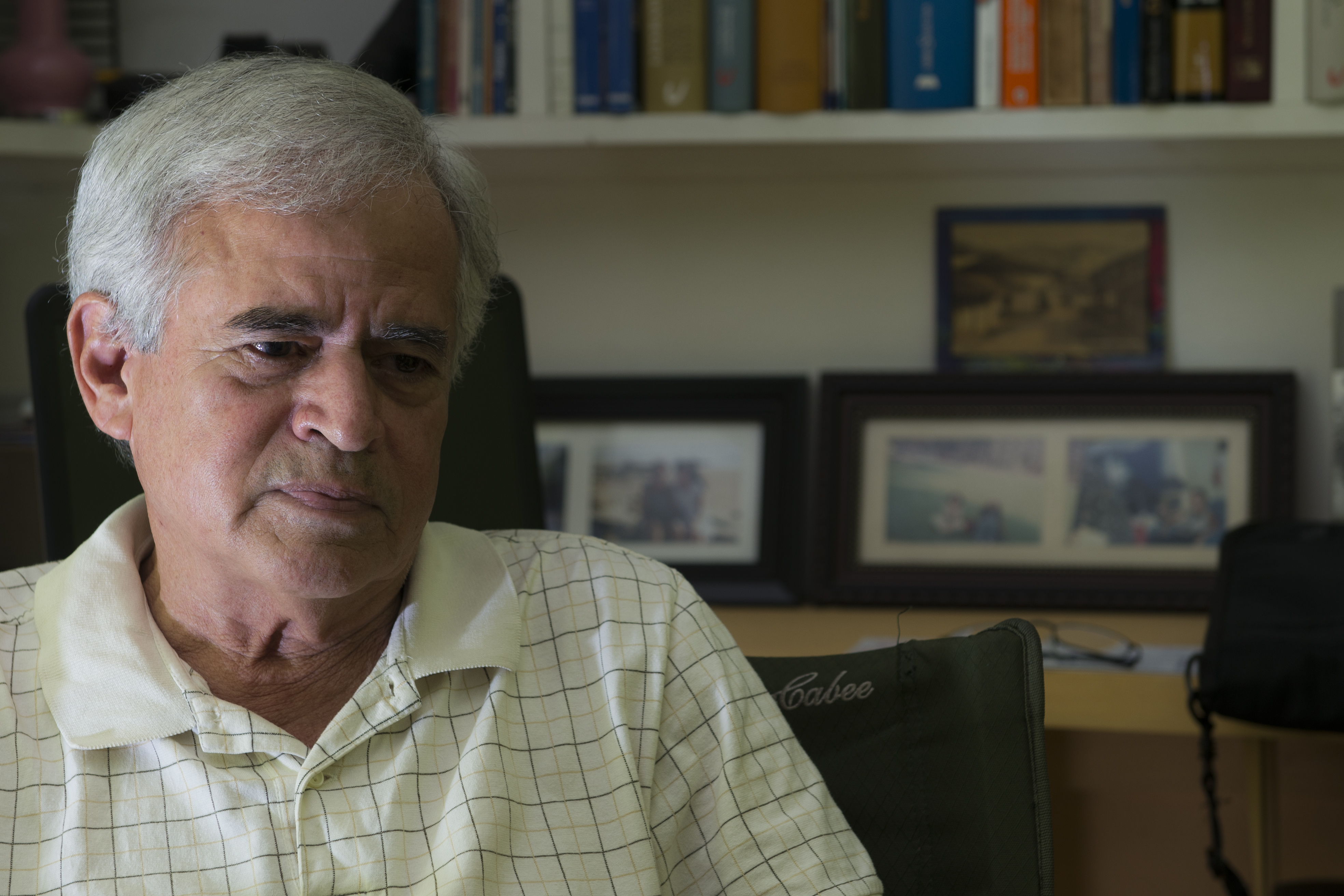 El último jefe de la EEBI, Justiniano Pérez: «El Ejército está atado de pies y manos»