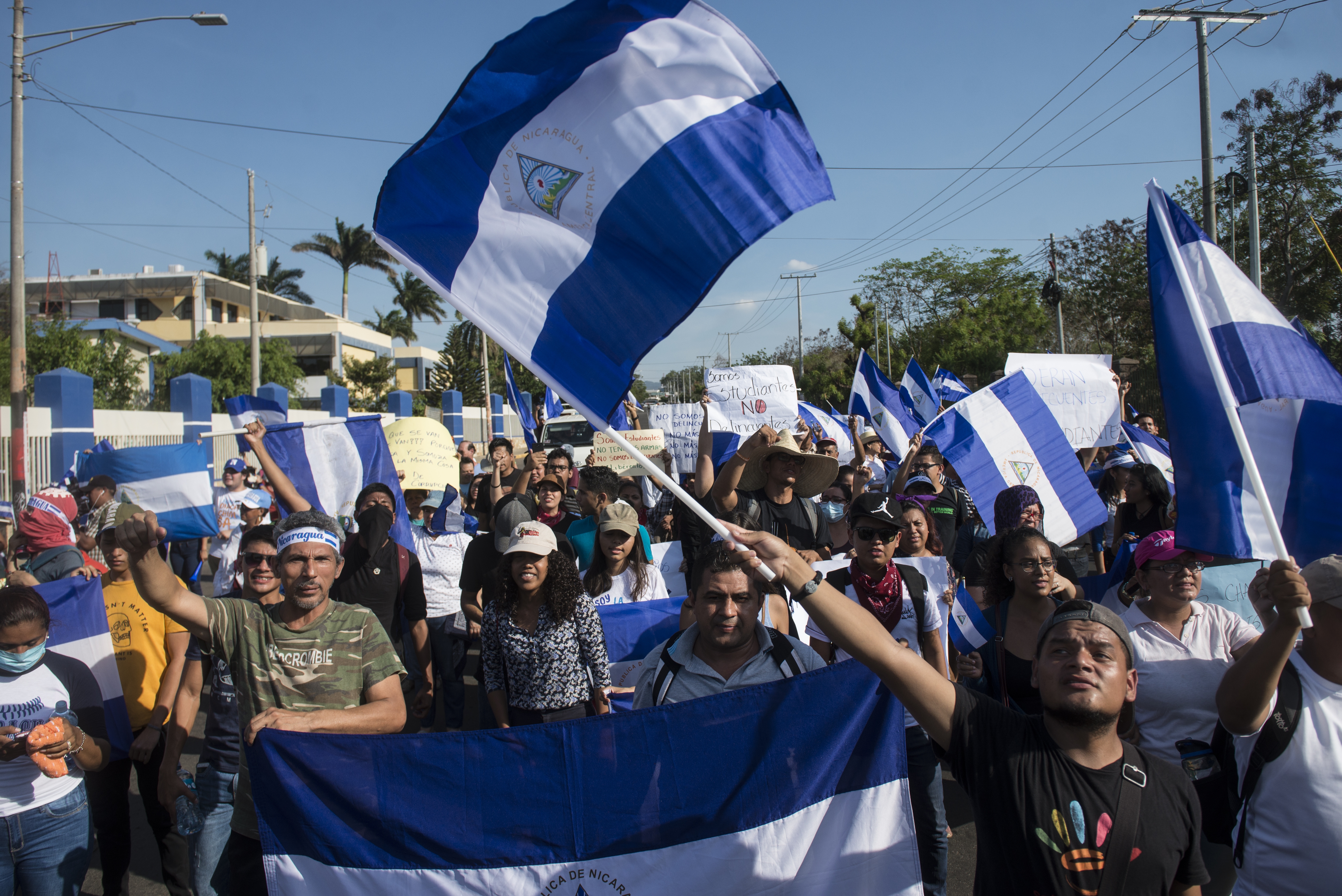 Movimientos juveniles de la UNAB cierran filas con similares de la Alianza Cívica en pugna dentro de la Coalición Nacional