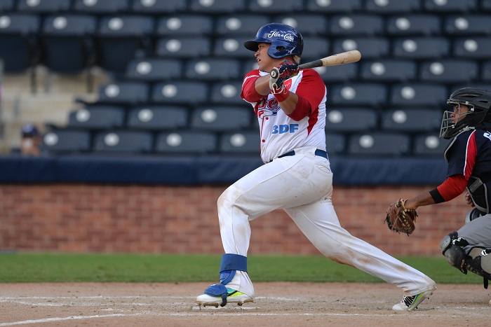 Álvaro Rubí da triunfo al Bóer en juego recortado por lluvia