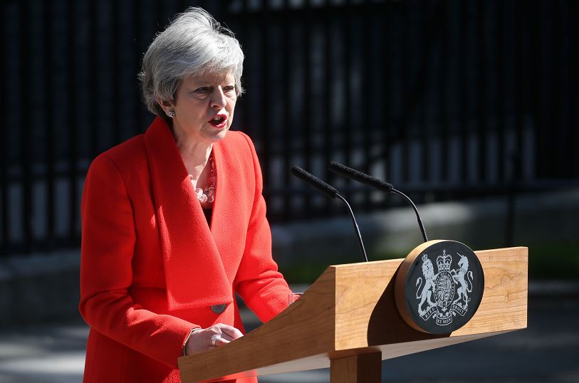 Theresa May dimite en su cargo como primera ministra del Reino Unido