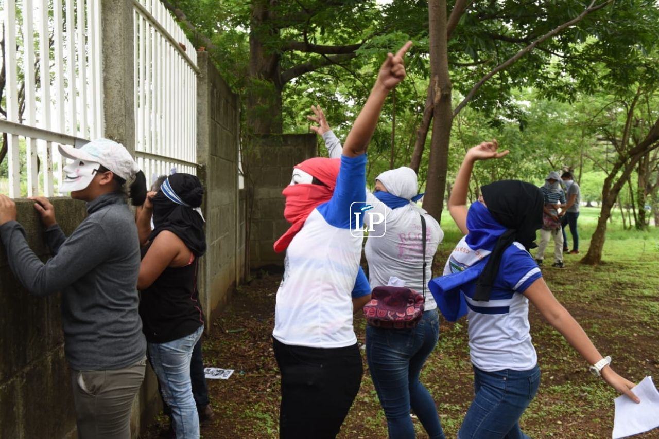 UNAB: «¿Qué más puede hacer la ciudadanía para demandar libertad si su vida corre peligro?»