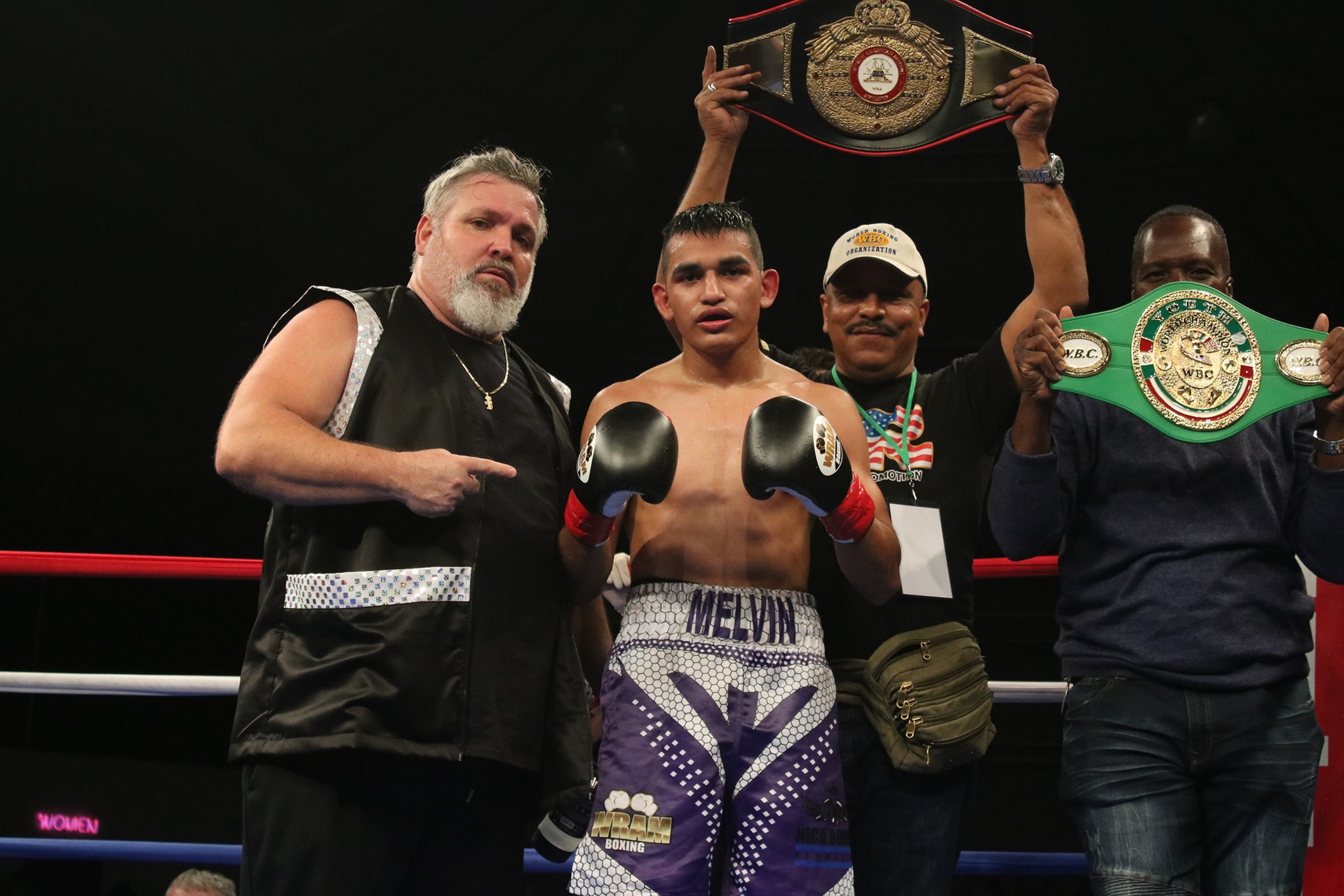 Melvin López se reencuentra con el nocaut