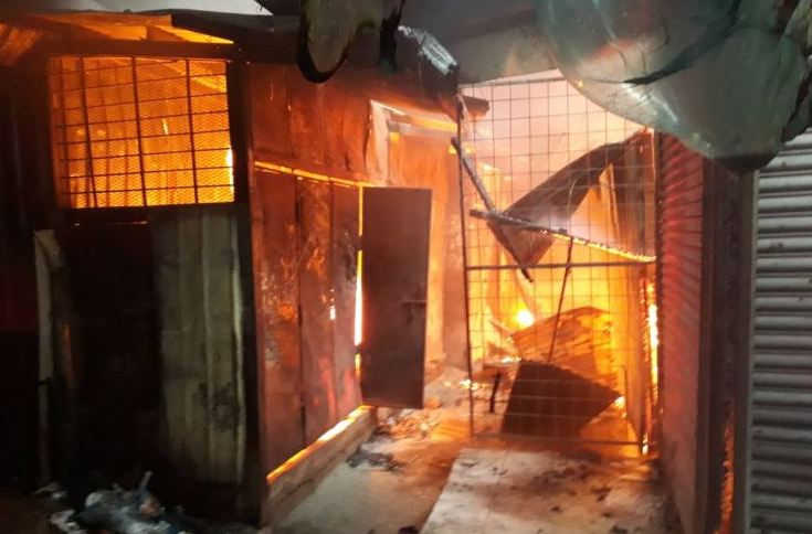 Los incendios que ha sufrido el mercado Oriental desde que se prometió su ordenamiento